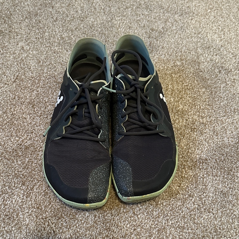 Vivobarefoot Sneakers